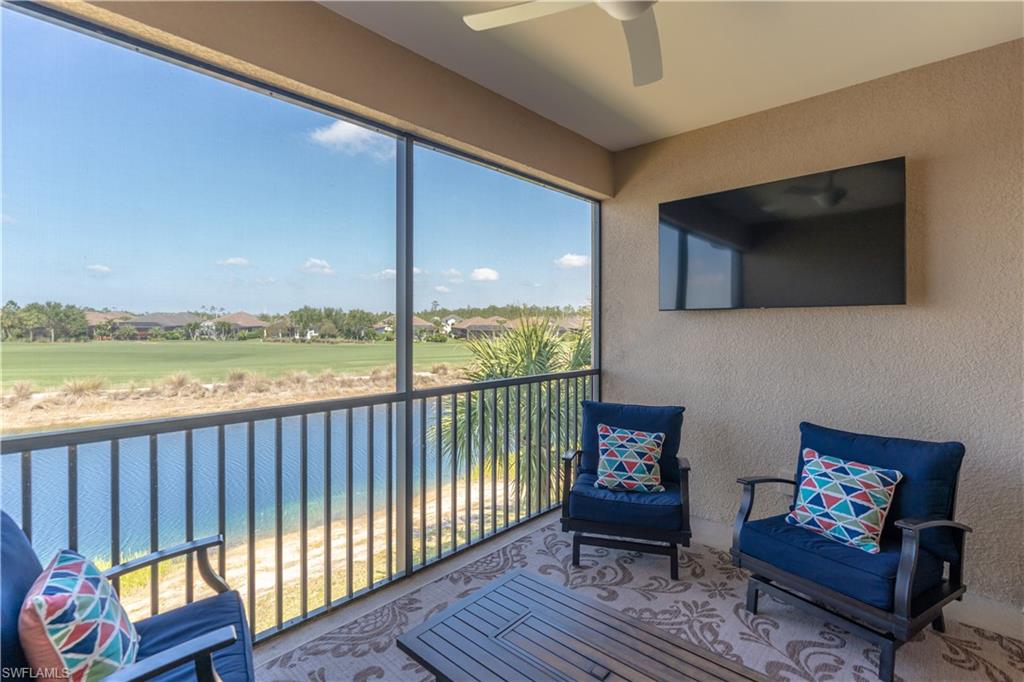 9389 Pocida Ct 202 Property Photo 23