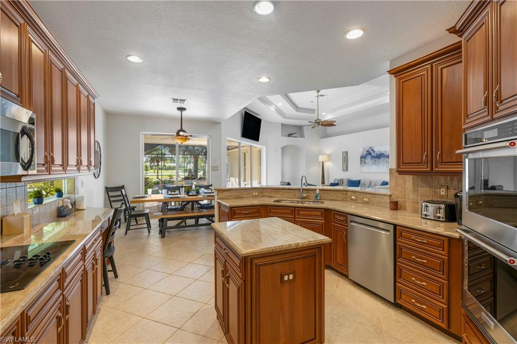 4923 Cerromar Dr Property Photo 9