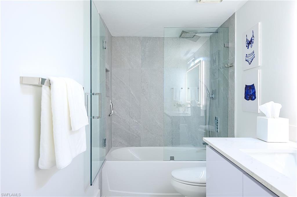 592 Beachwalk Cir N-202 Property Photo 18