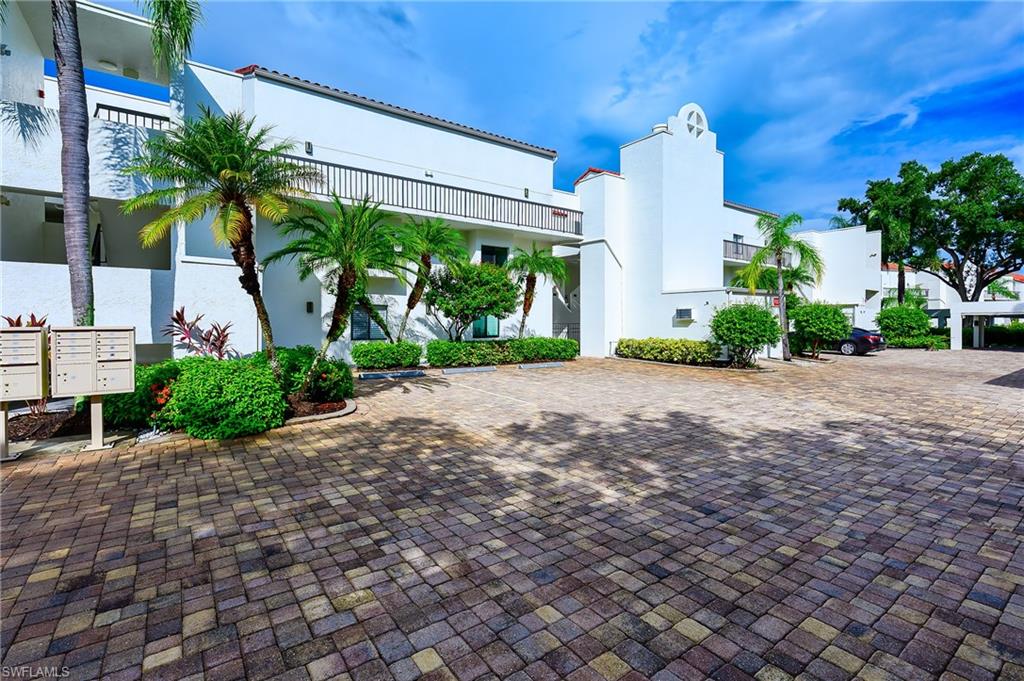 592 Beachwalk Cir N-202 Property Photo 21