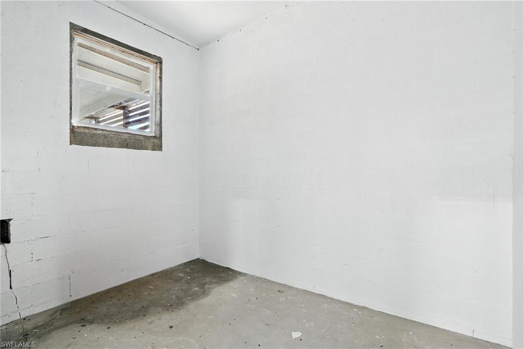 19003 San Carlos Blvd Property Photo 26