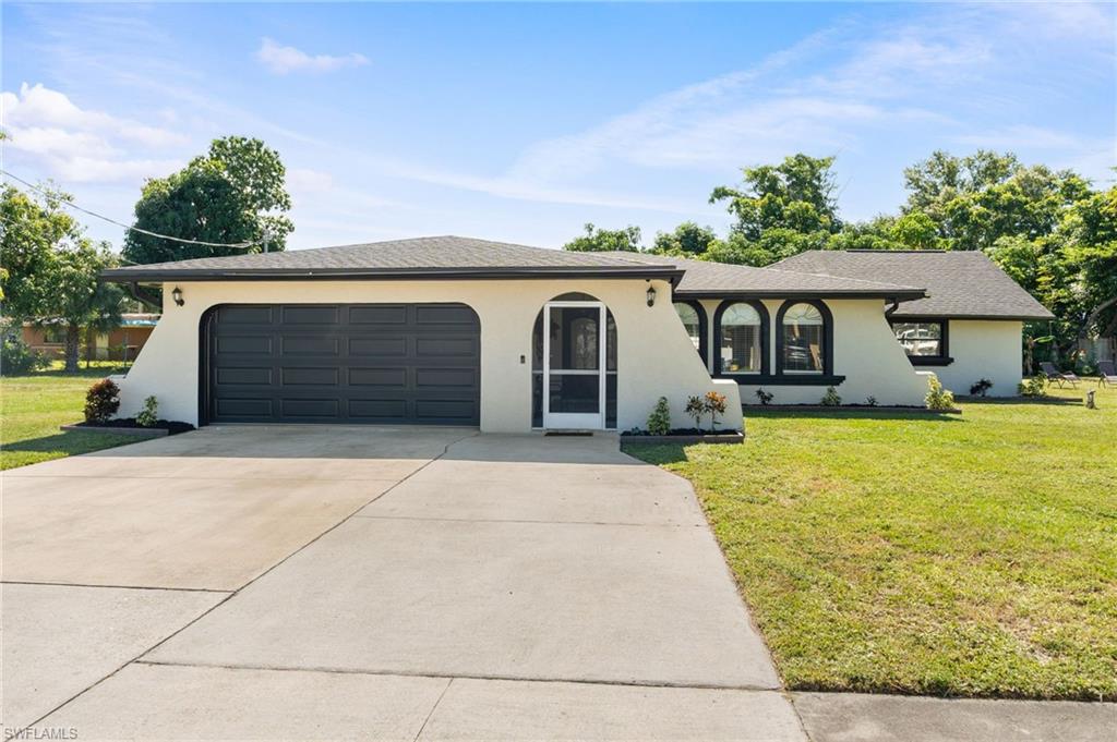 3042 Mango St Property Photo 2