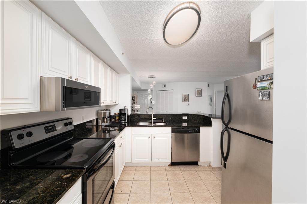 8290 Ibis Club Ln 902 Property Photo 9