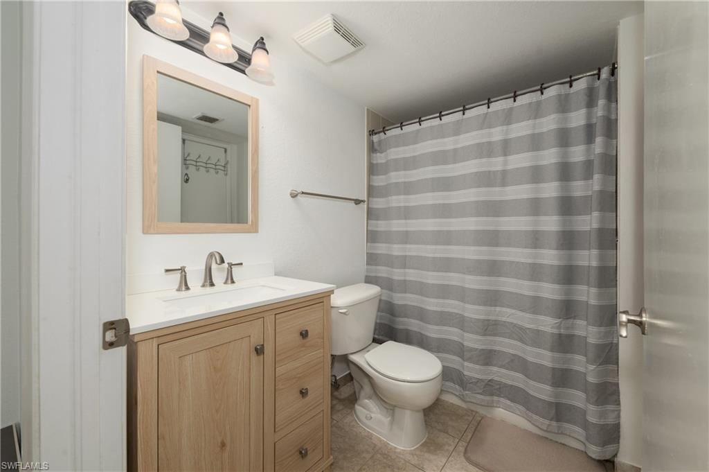 8290 Ibis Club Ln 902 Property Photo 21