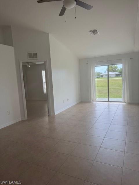 1912 15th Pl Property Photo 3