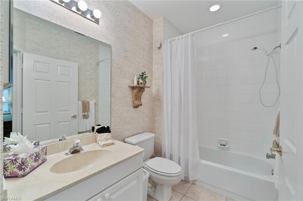 3412 Pointe Creek Ct 102 Property Photo 28