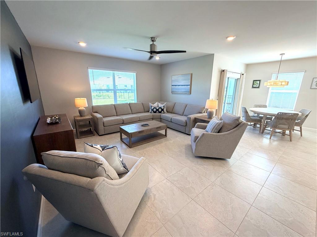 42425 Cascade Dr Property Photo 4