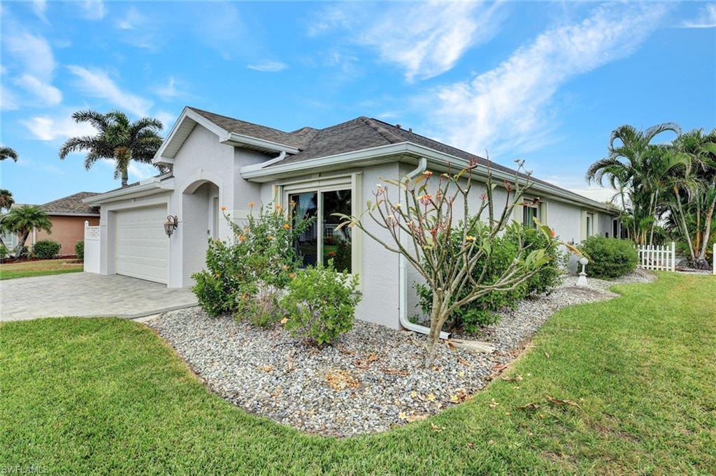 15645 Beachcomber Ave Property Photo 5