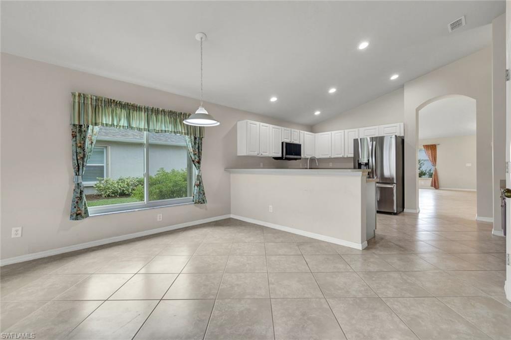 15645 Beachcomber Ave Property Photo 16