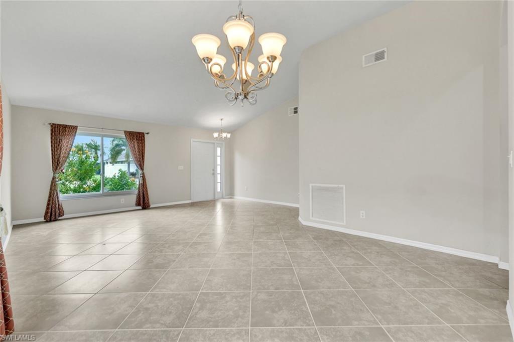 15645 Beachcomber Ave Property Photo 23