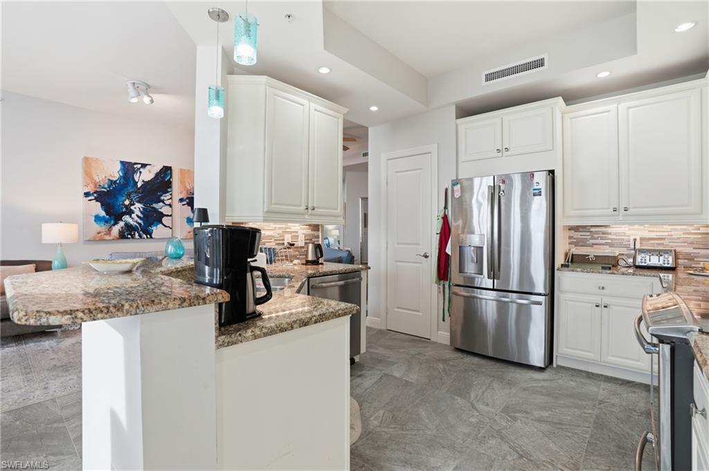 4182 Bay Beach Ln 7112 Property Photo 17