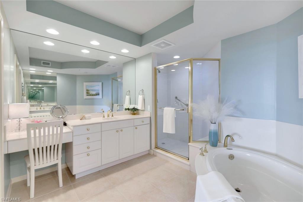 455 Cove Tower Dr 801 Property Photo 23