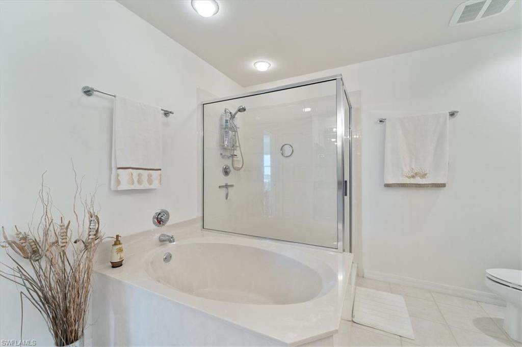 14819 Laguna Dr 501 Property Photo 29