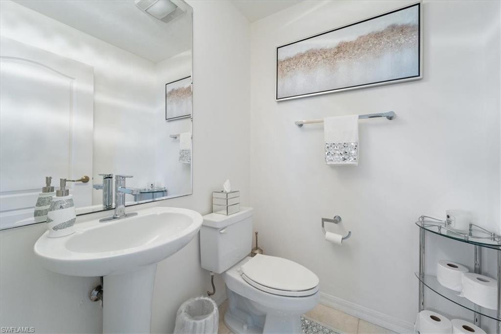 14819 Laguna Dr 501 Property Photo 31