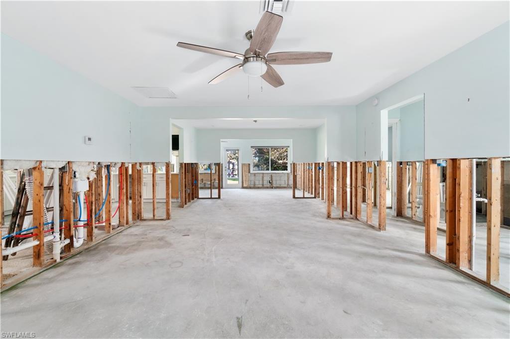 4896 Esplanade St Property Photo 11
