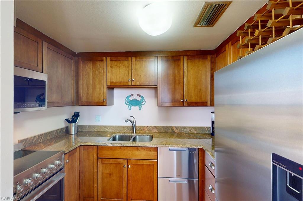 58 Collier Blvd 1812 Property Photo 10