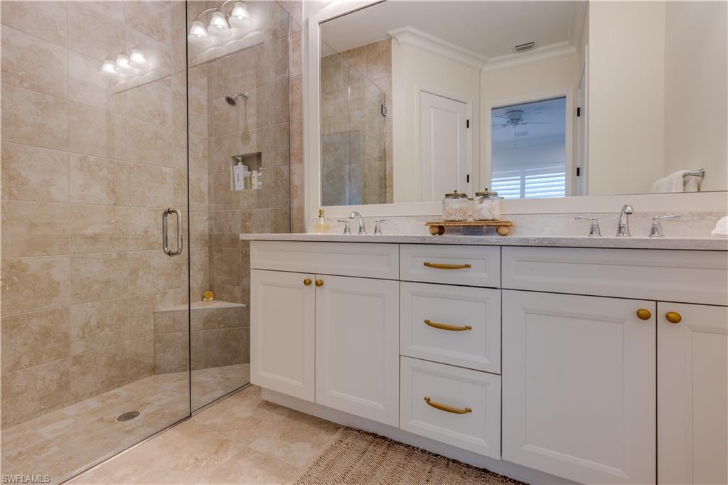 7213 Saona Ct Property Photo 11
