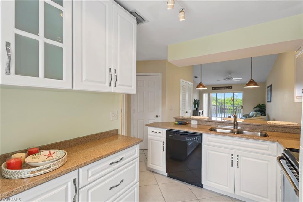 1305 Mainsail Dr 1013 Property Photo 4