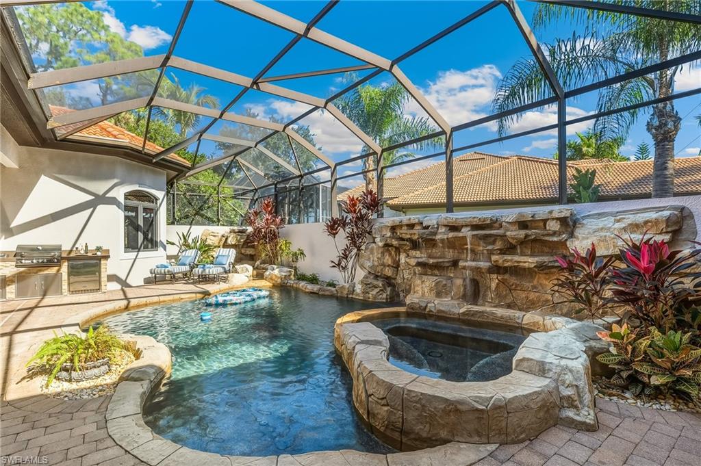 7749 Classics Dr Property Photo 21