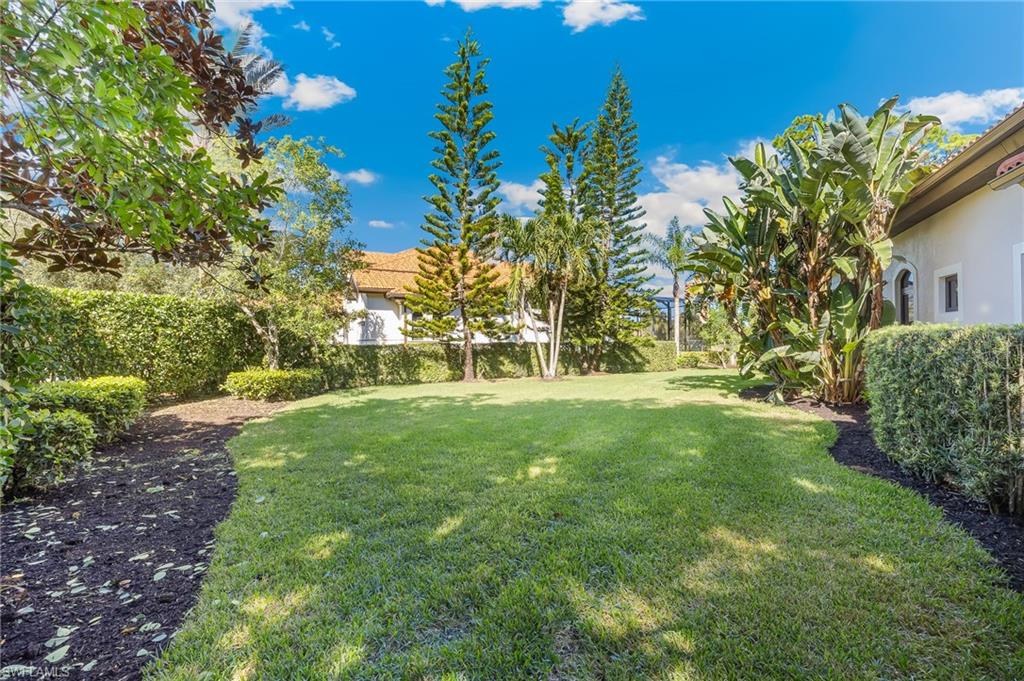 7749 Classics Dr Property Photo 29