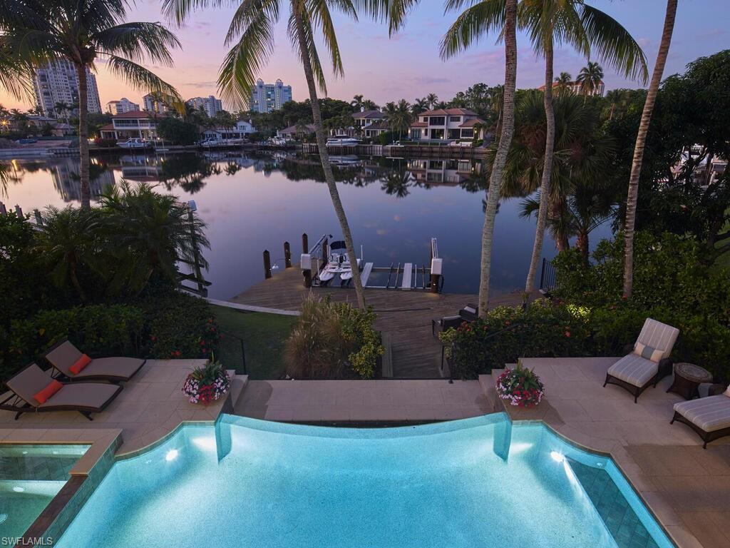377 Pirates Bight Property Photo 1