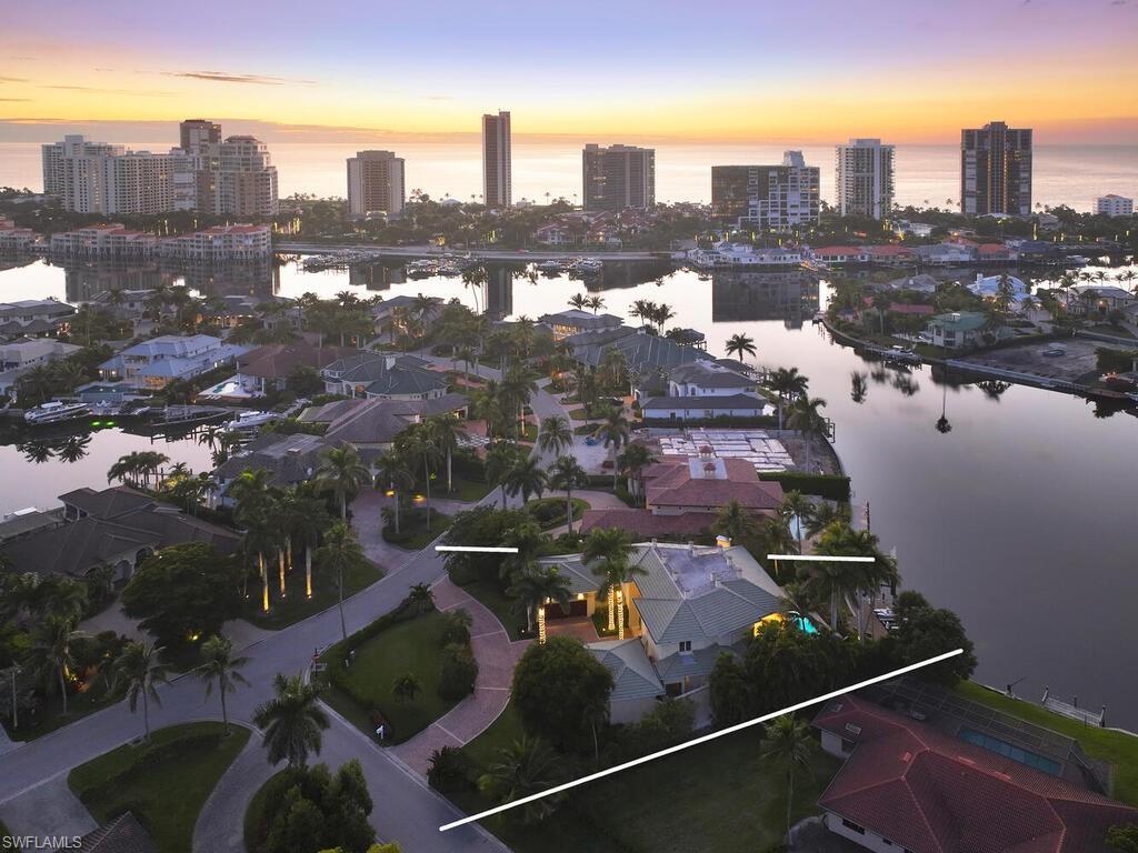 377 Pirates Bight Property Photo 3