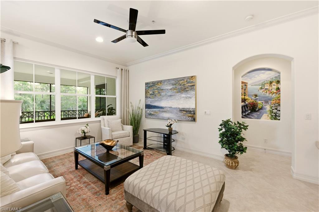 2843 Tiburon Blvd E 7-102 Property Photo 4