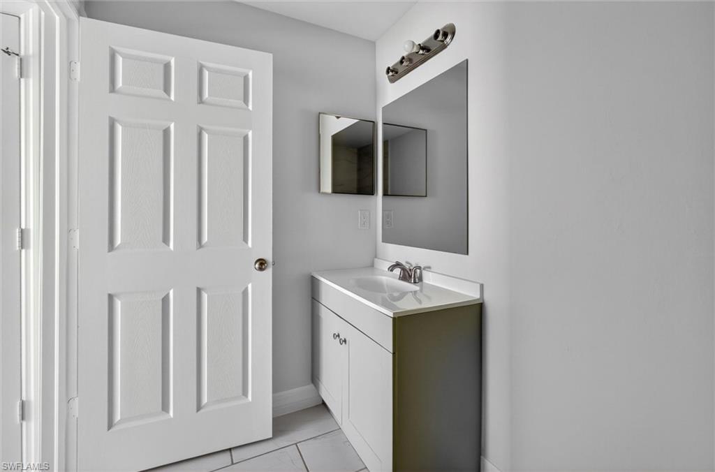 7066 Babcock Rd Property Photo 19