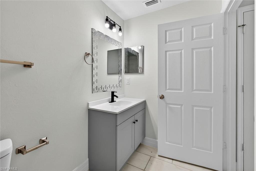 7066 Babcock Rd Property Photo 38