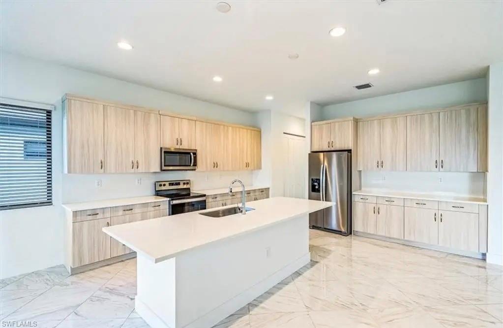 5048 Gambero Way Property Photo 3