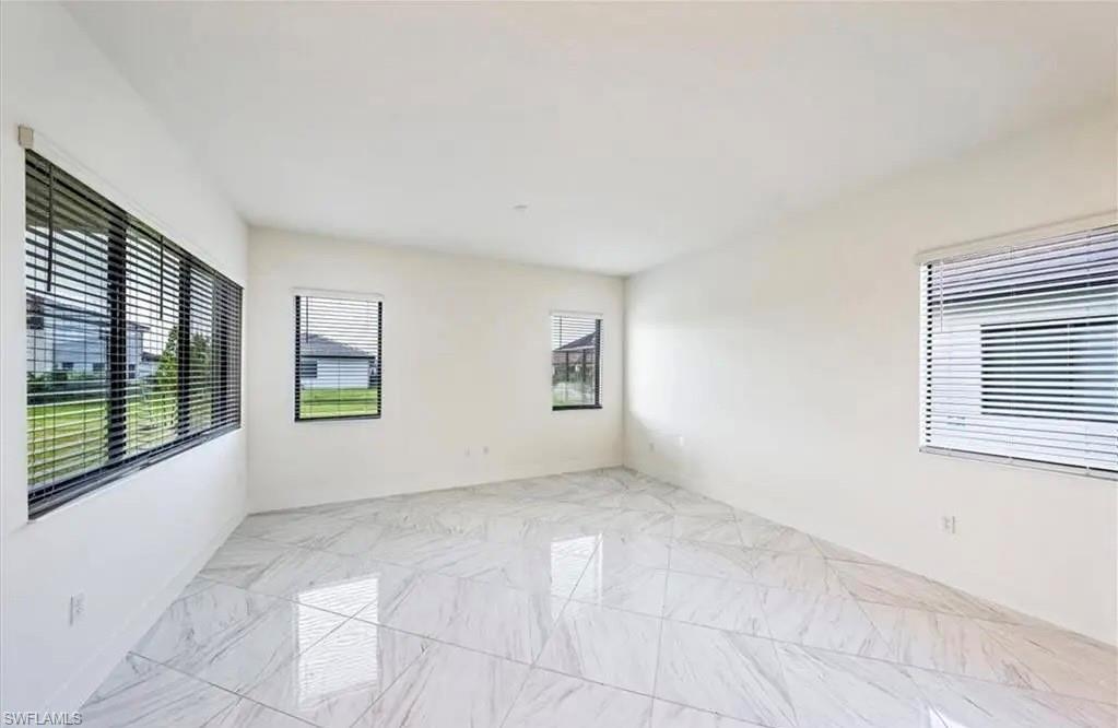5048 Gambero Way Property Photo 8