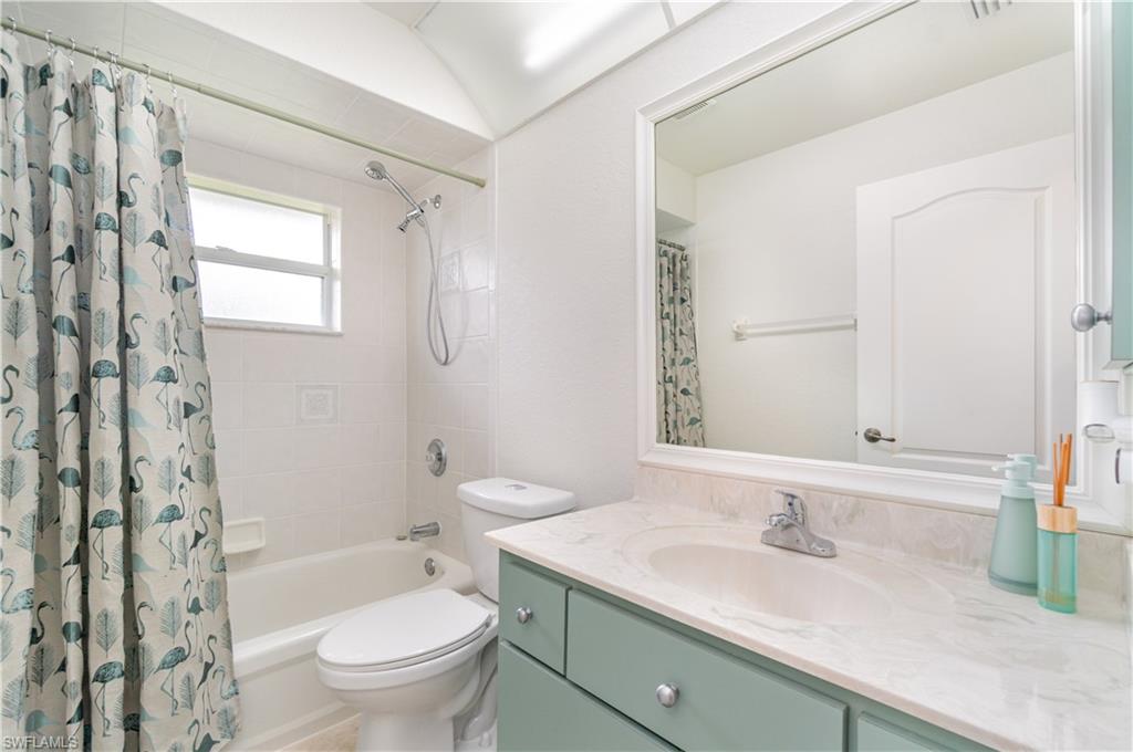 4186 Yucatan Cir Property Photo 18