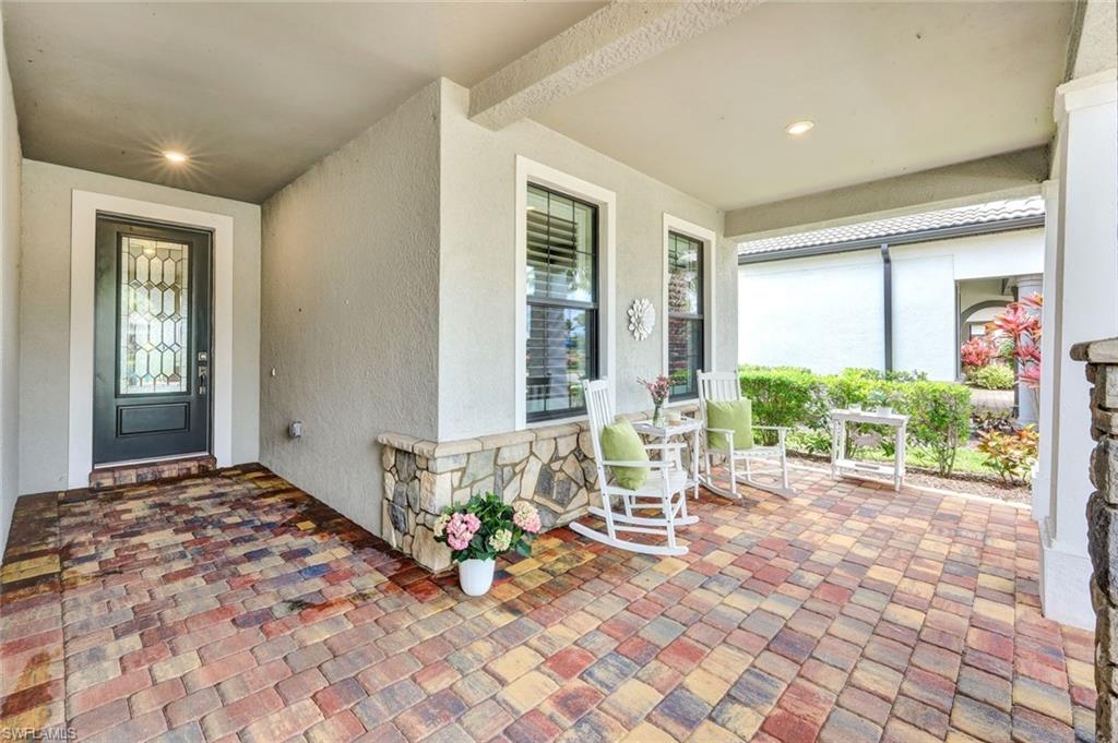 9350 Greyhawk Trl Property Photo 7