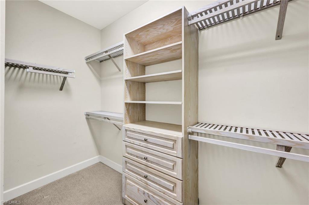 9350 Greyhawk Trl Property Photo 16