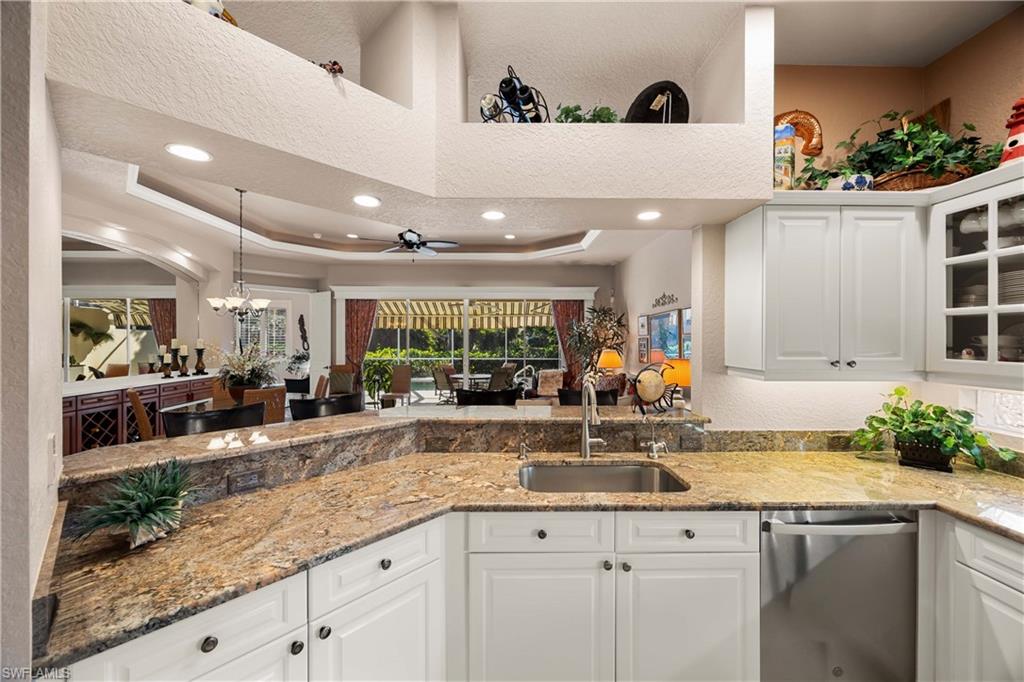 14607 Glen Eden Dr Property Photo 18