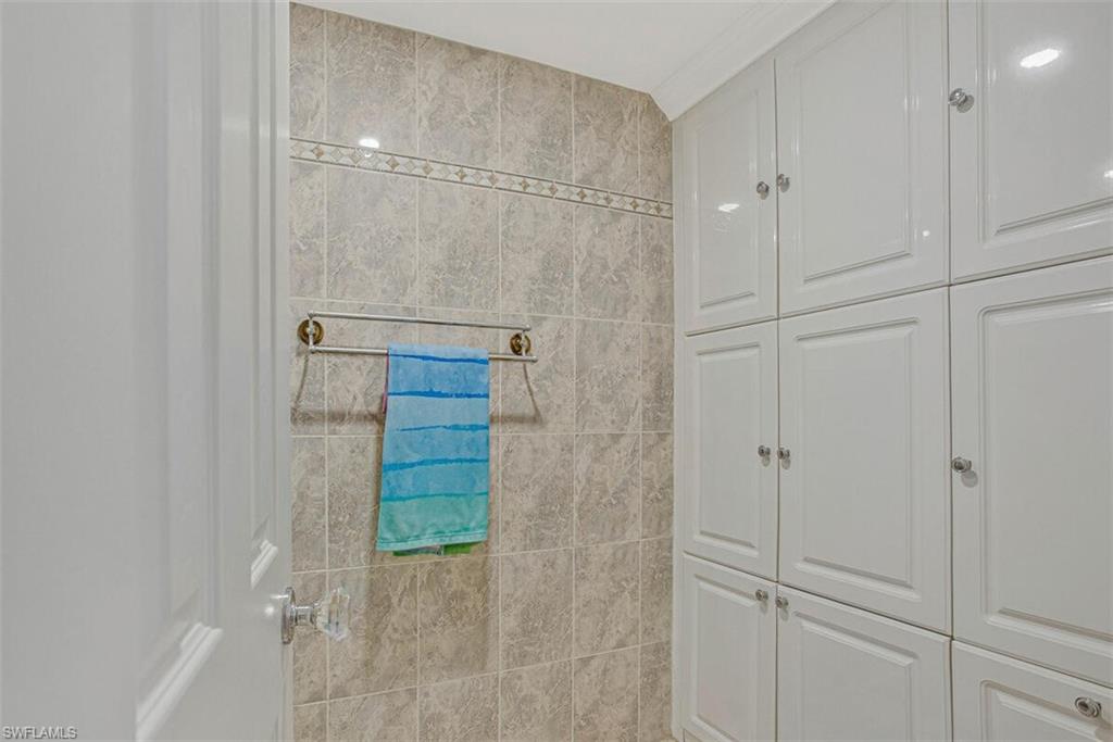 4031 Gulf Shore Blvd N 6b Property Photo 17