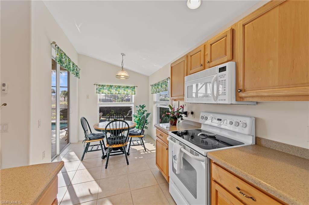 9933 Horse Creek Rd Property Photo 18