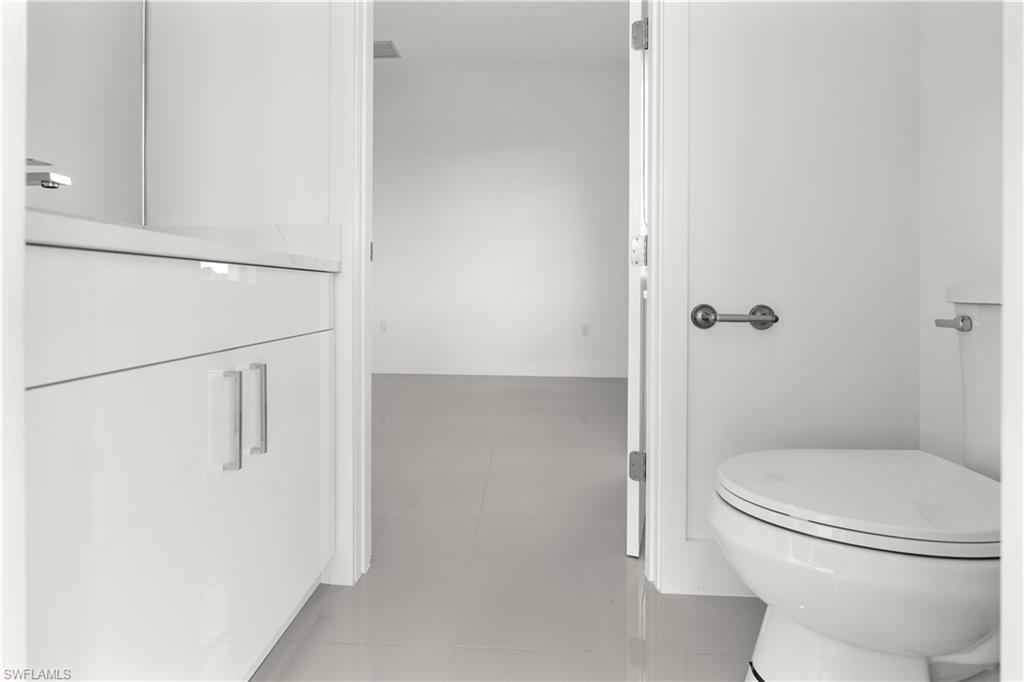 1027 Kirkwood St Property Photo 25