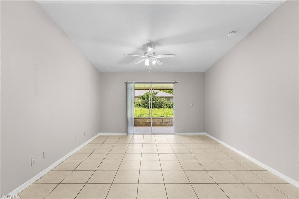 2412 Millie Ave S Property Photo 15