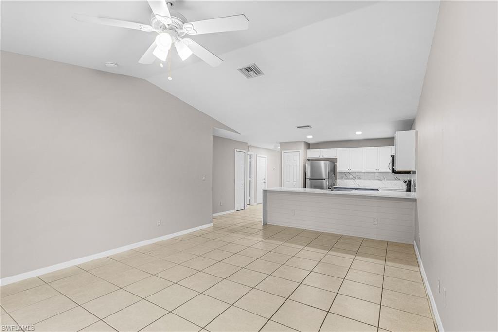 2412 Millie Ave S Property Photo 16