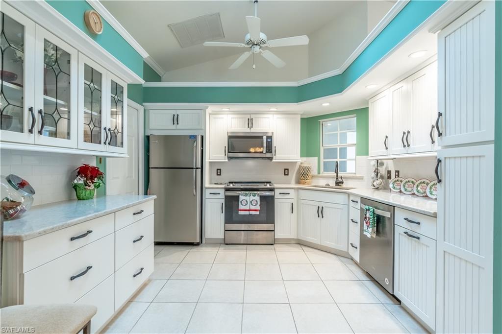 25451 Fairway Dunes Ct Property Photo 7