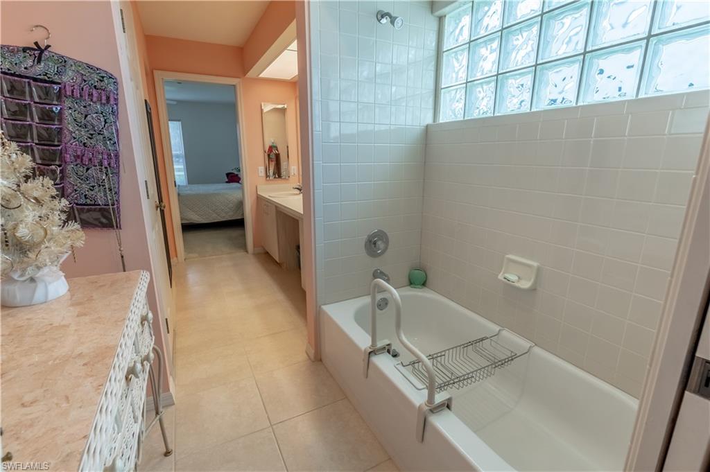 25451 Fairway Dunes Ct Property Photo 12