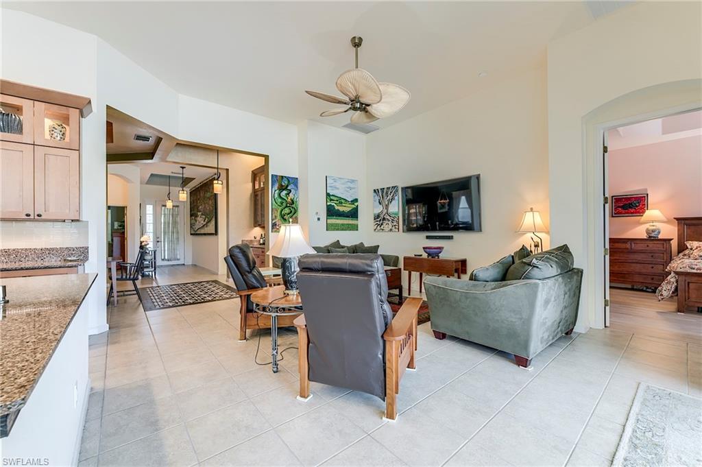 3806 Lakeview Isle Ct Property Photo 6