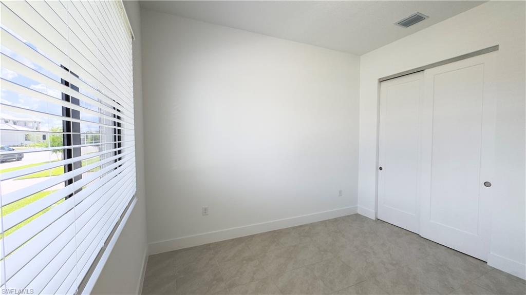 5089 Penella Ave Property Photo 17