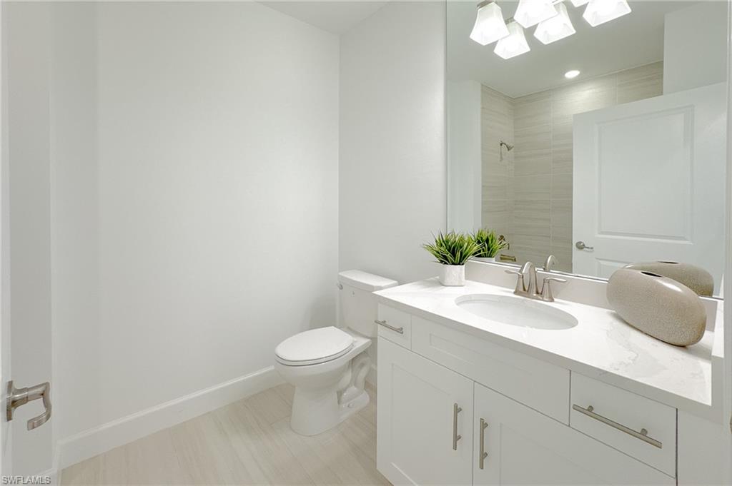 16881 Fairgrove Way 7-102 Property Photo 24