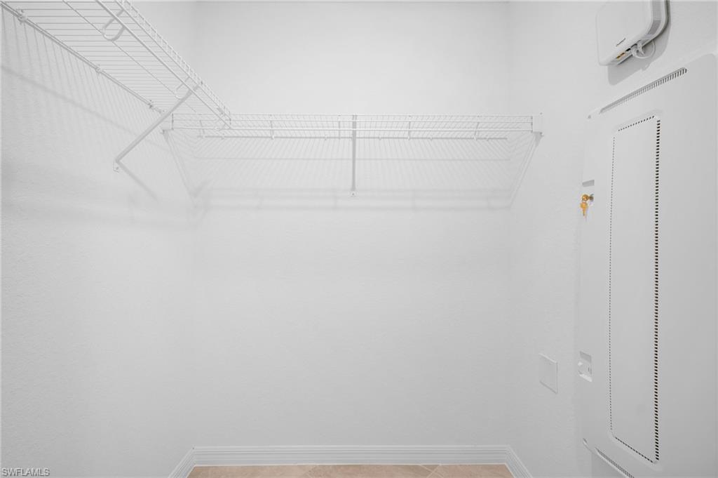 15345 Green Acres Ave 2116 Property Photo 29