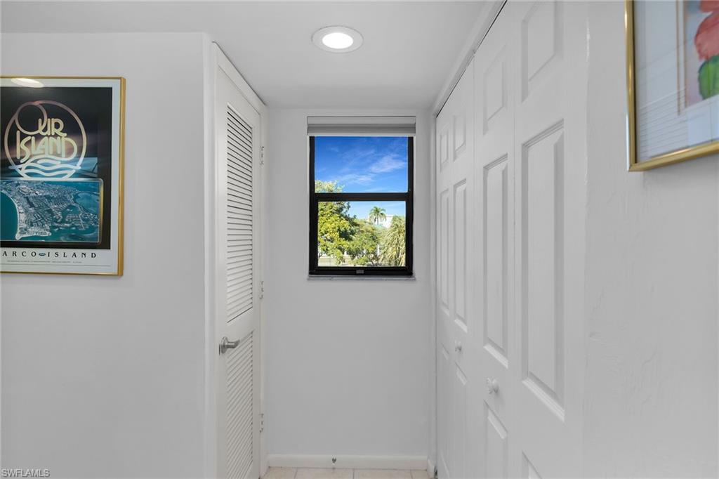 929 Collier Ct B201 Property Photo 12