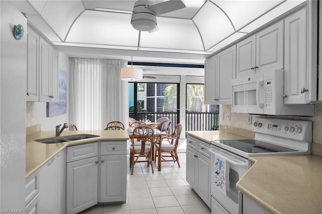 929 Collier Ct B201 Property Photo 15