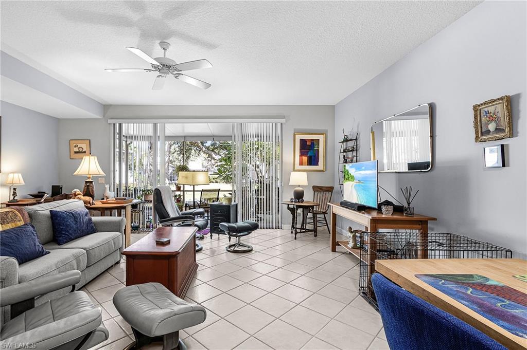 5733 Cove Cir Property Photo 10