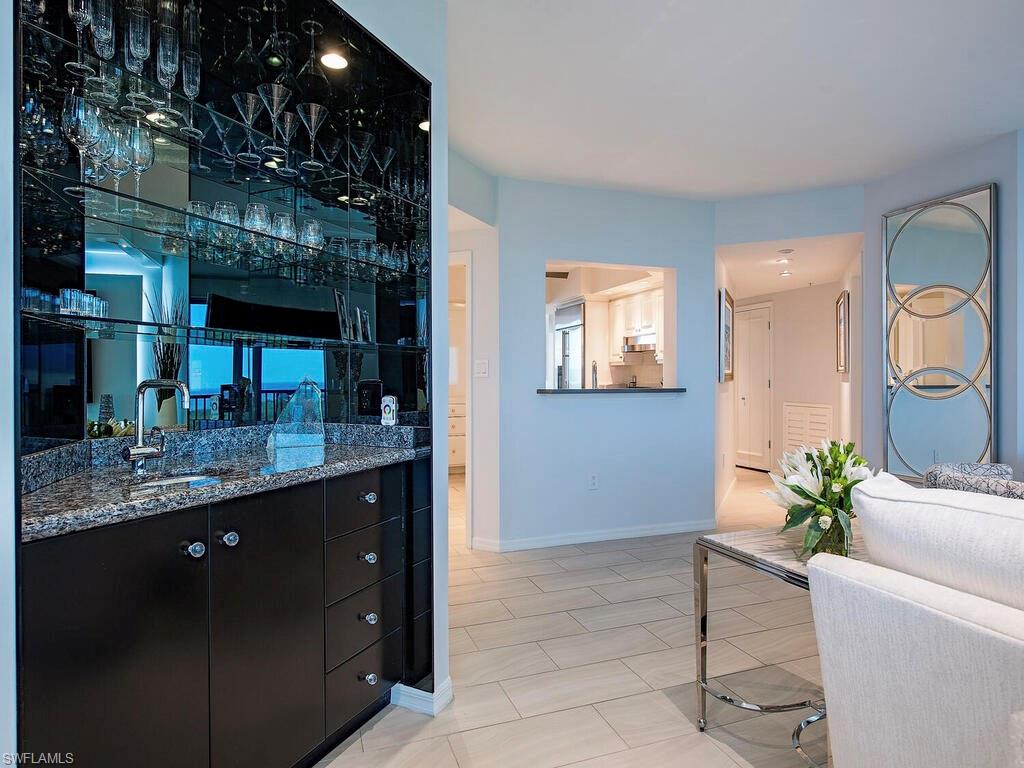 7515 Pelican Bay Blvd 9c Property Photo 5